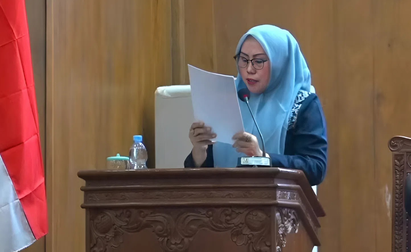 Anggota Dewan Terbata-bata Baca Laporan Pansus, Warganet: DPRD kok Blekak Blekuk!
