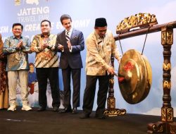 Buka Jateng Travel Fair, Taj Yasin Promosikan Investasi Wisata ke Negara Sahabat