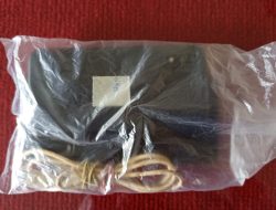 Foto: Dua unit handphone diamankan petugas Lapas IIB Pati dari pengunjung.(Portalljateng/Lapas Pati)