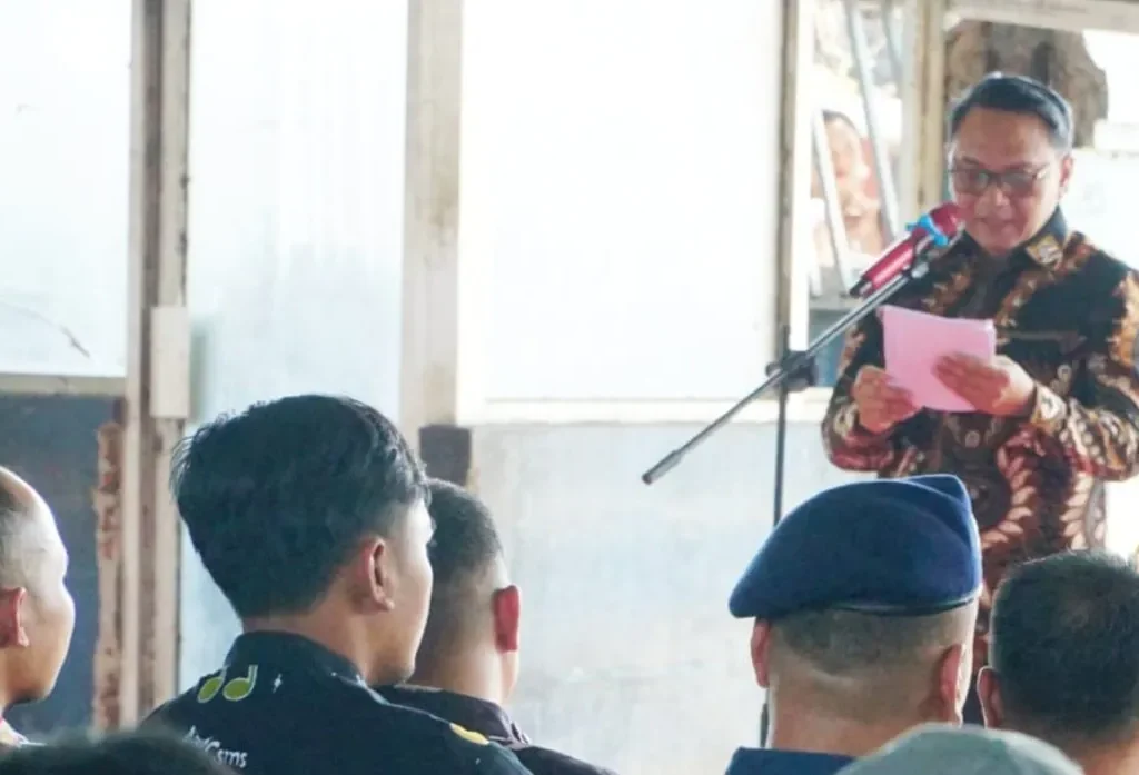 Foto: Plt Bupati Pati Risma Ardhi Chandra, menyampaikan bahwa kehadirannya bukan hanya sebagai bentuk penghormatan terhadap budaya lokal, tetapi juga sebagai wujud dukungan nyata terhadap sektor perikanan.(Portalljateng/Hms)